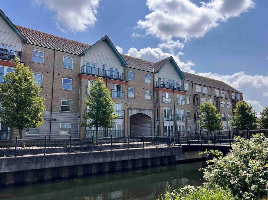 Апартаменты Lincoln View Sleeps 4 Balcony Self Check-In Экстерьер фото